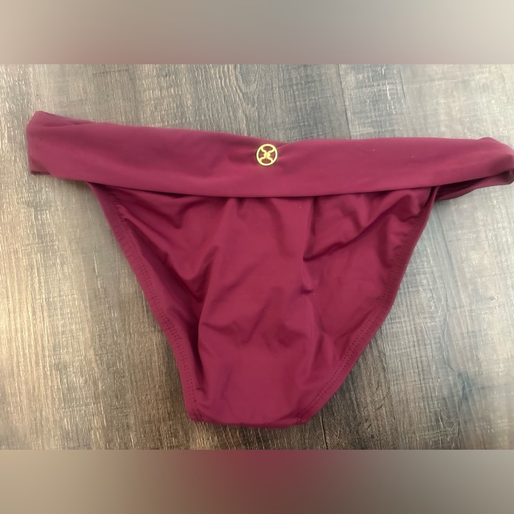 NWT ViX Bikini bottoms  Fuchsia Pink + Gold Size XS‎